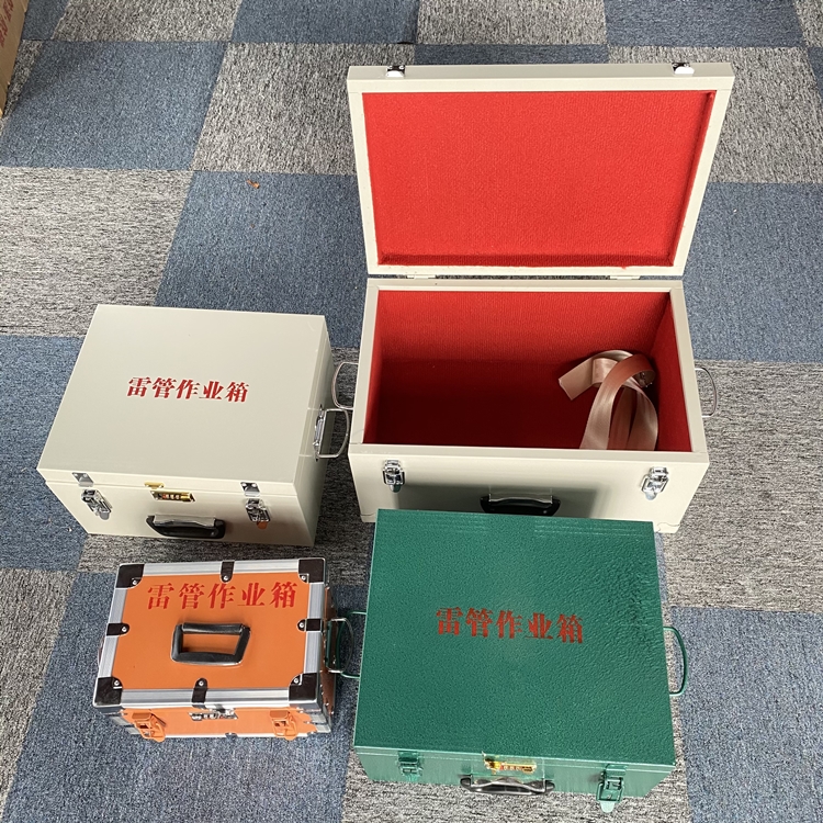 和平爆破工程作业箱如何选择？玻璃钢与传统材质的全面对比